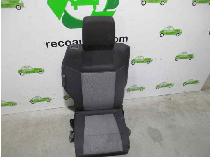 Recambio de asientos trasero derecho para opel zafira b 1.7 16v cdti referencia OEM IAM 3ª FILA DERECHO TELA GRIS Y NEGRA 5 PUER