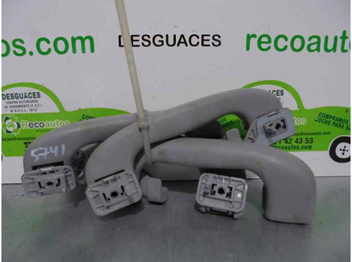 Recambio de maneta interior delantera derecha para opel zafira b 1.7 16v cdti referencia OEM IAM   