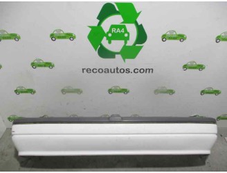 Recambio de paragolpes trasero para ford escort berlina/turnier 1.6 16v cat referencia OEM IAM 6772952 BLANCO 5 PUERTAS