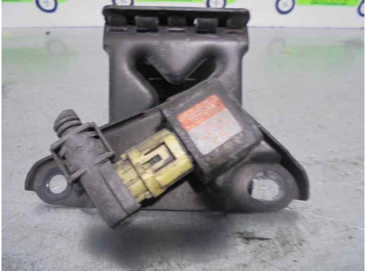 Recambio de sensor airbag para toyota prius (nhw20) 1.5 cat referencia OEM IAM 8917447040 2521000160 DENSO