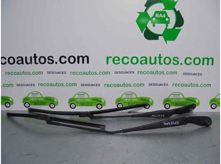 Recambio de brazo limpia delantero derecho para volvo c30 t5 momentum referencia OEM IAM 