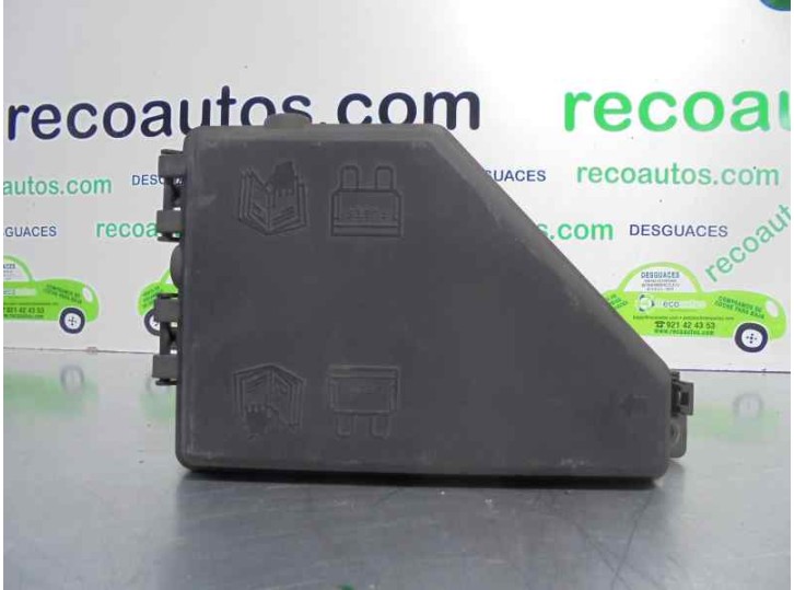 Recambio de caja reles / fusibles para mg serie 45 (rt) 1.6 16v cat referencia OEM IAM YQE103210 133250040903 
