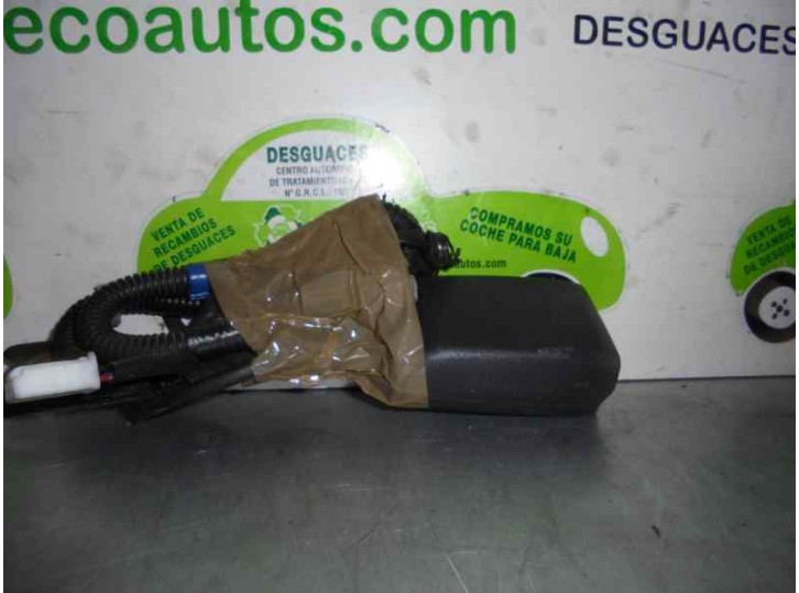 Replacement seatbelt buckle for Toyota Corolla (E15) 1.4 turbodiesel cat OEM IAM reference 4 DOORS