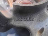 Recambio de mangueta trasera derecha para land rover range rover (lp) 2.5 turbodiesel referencia OEM IAM HRC2888 