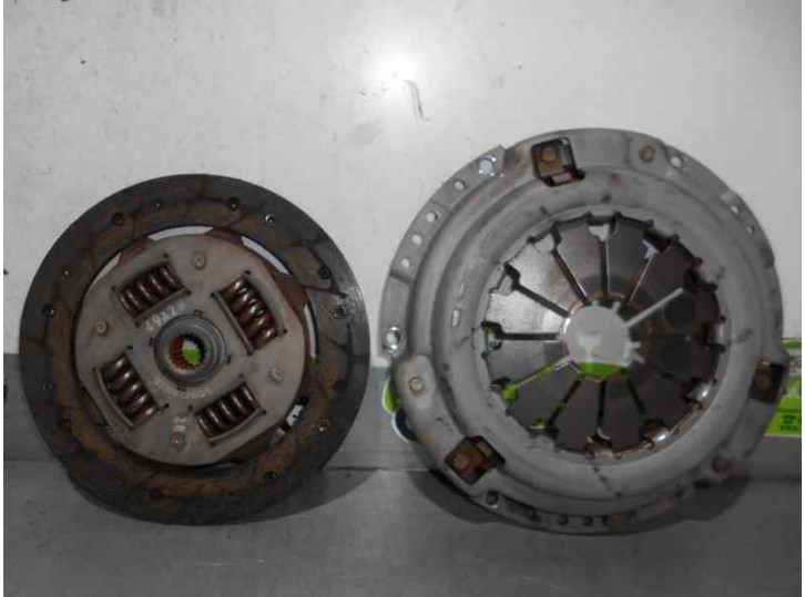 Recambio de kit embrague para honda civic berlina .5 (ma/mb) 1.5 cat referencia OEM IAM 03JD012A 