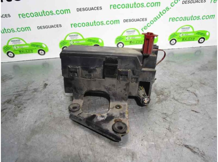 Recambio de caja reles / fusibles para chrysler pt cruiser (pt) 1.6 16v cat referencia OEM IAM 4794741AD 71548079 