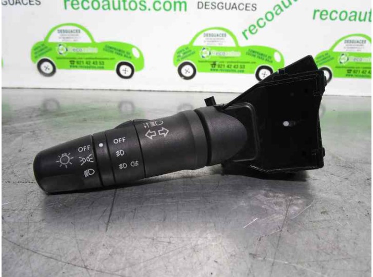 Recambio de mando luces para nissan x-trail (t30) 2.0 16v cat referencia OEM IAM 255408H700 2423 