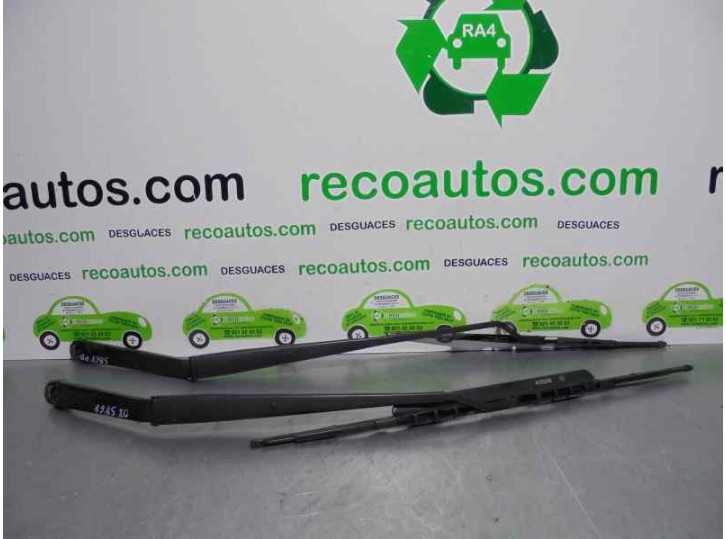 Recambio de brazo limpia delantero derecho para nissan x-trail (t30) 2.0 16v cat referencia OEM IAM 