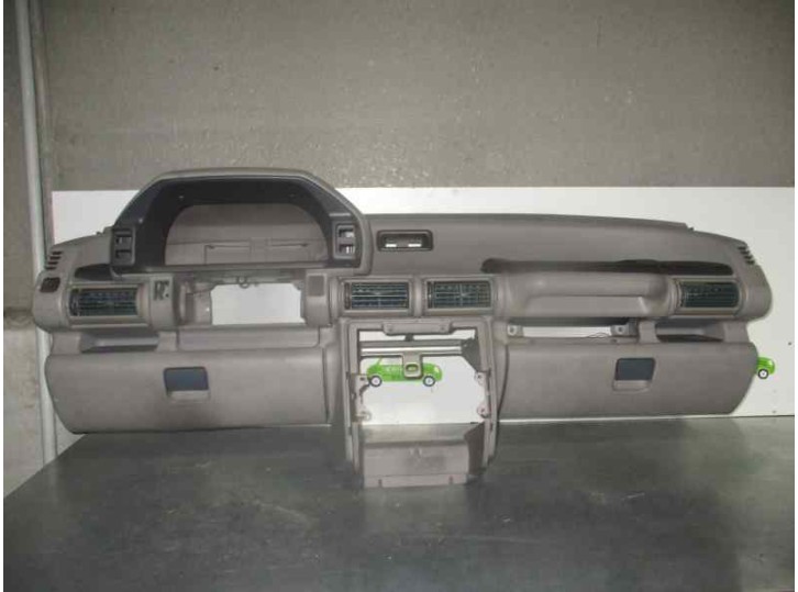 Recambio de salpicadero para land rover freelander (ln) 2.0 turbodiesel referencia OEM IAM 