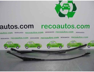 Recambio de brazo limpia delantero derecho para fiat linea (323_, 110_) 1.3 d multijet (323axb11, 323axb1a) referencia OEM IAM 