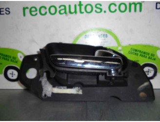 Replacement front right interior door handle for Peugeot 607 (S1) 2.2 HDI FAP CAT OEM IAM reference 9629160577 