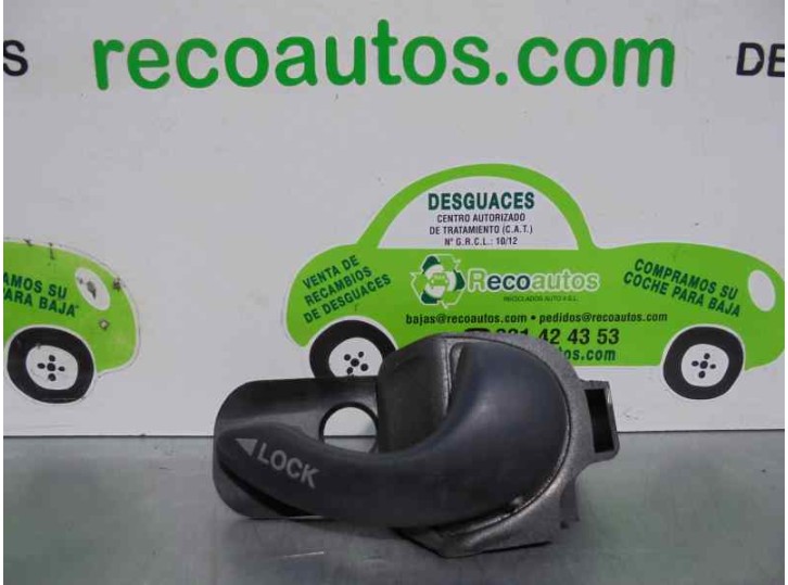 Replacement right front interior door handle for Fiat Doblo (119) 1.9 D Active (05.2004) OEM IAM reference 