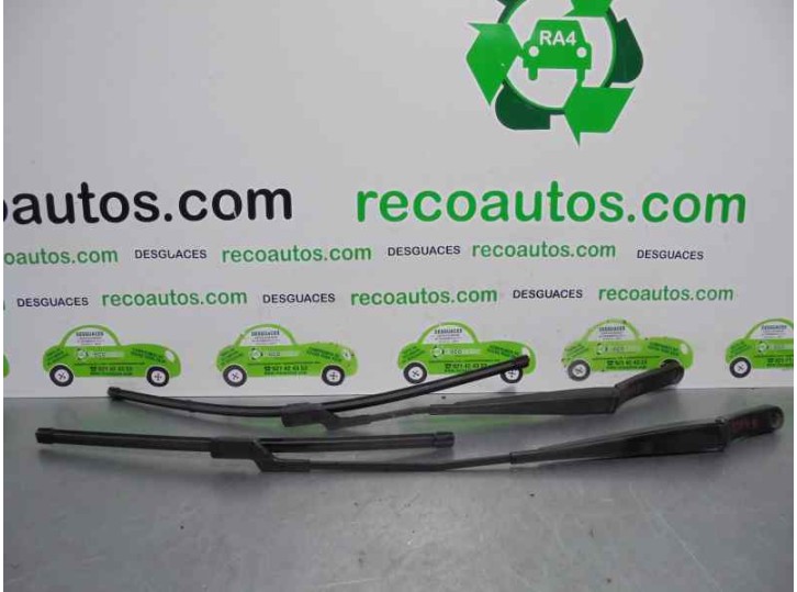 Replacement front right wiper arm for Volkswagen Passat saloon (3C2) 2.0 TDI OEM IAM reference 3C1955410B 