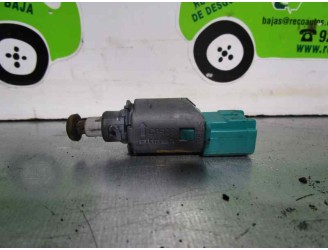 Recambio de interruptor para renault megane ii berlina 3p 1.9 dci diesel referencia OEM IAM 8200168240B 