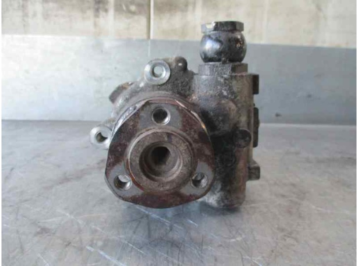 Replacement power steering pump for Seat Toledo (1L) 1.9 TDI OEM IAM reference 357422155C 7691955117 ZF