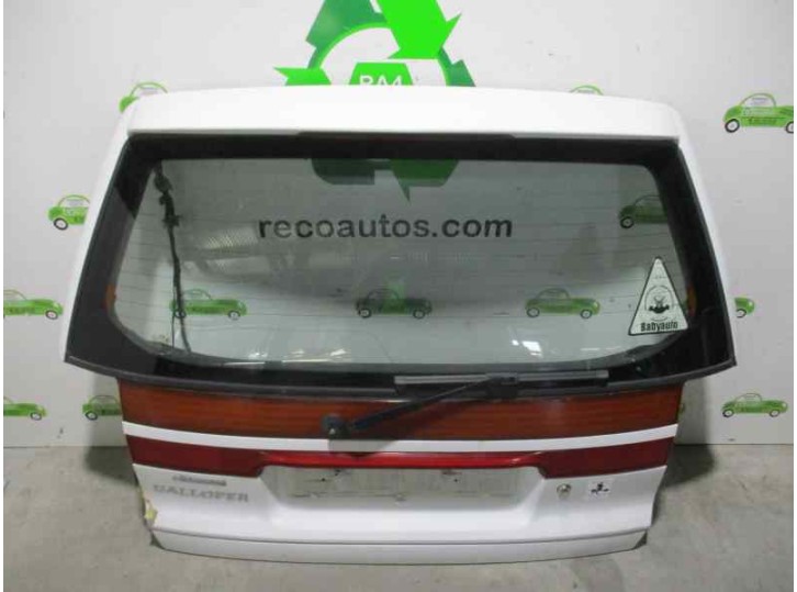 Recambio de porton trasero para hyundai galloper santano 2.0 referencia OEM IAM BLANCO 5 PUERTAS