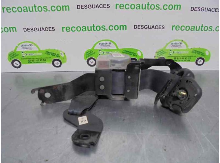 Replacement front right seat belt for Hyundai Galloper Santano 2.0 OEM IAM reference 5 DOORS