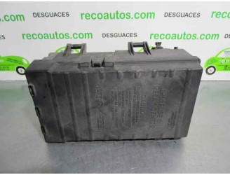 Recambio de caja reles / fusibles para chrysler voyager (rg) 2.5 crd cat referencia OEM IAM 04727458AC 192302227 