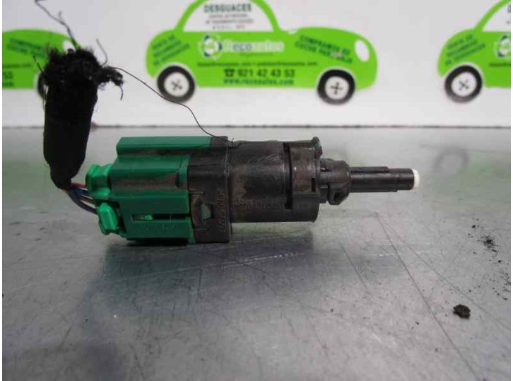 Recambio de interruptor para peugeot 208 1.4 hdi fap referencia OEM IAM 9670430580  
