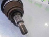 Replacement right front driveshaft for Seat Leon (1M1) 1.6 16V OEM IAM reference 1J0407272GE 
