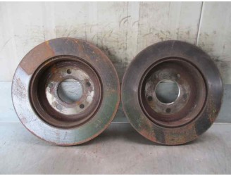 Recambio de disco freno trasero para chrysler grand voyager 2.8 crd cat referencia OEM IAM 4721023AF 