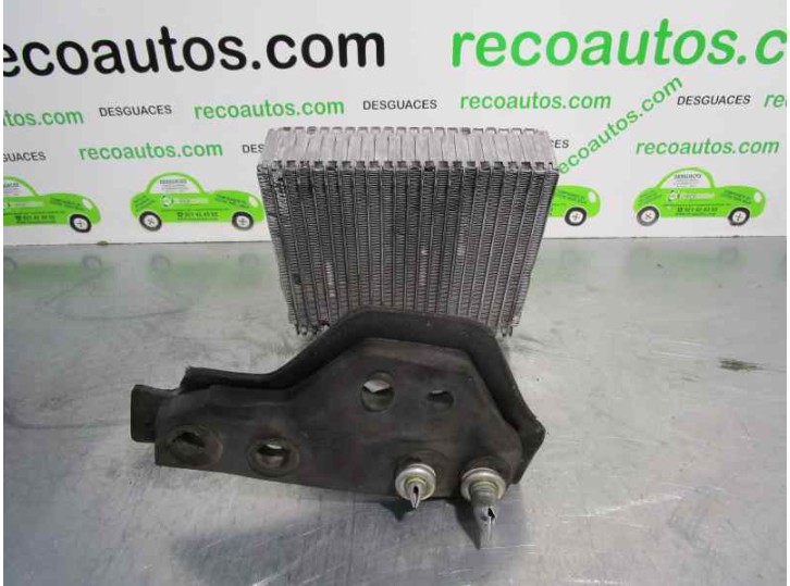 Recambio de evaporador aire acondicionado para ford fiesta (cbk) 1.6 tdci cat referencia OEM IAM 