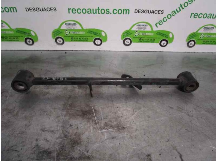 Replacement rear left lower suspension arm for Nissan X-Trail (T30) 2.0 16V CAT OEM IAM reference 