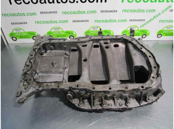 Recambio de carter para toyota avensis berlina (t 22) 2.0 turbodiesel cat referencia OEM IAM  270101K 