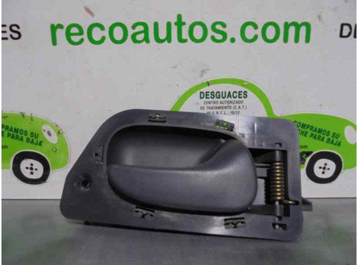 Recambio de maneta interior delantera derecha para renault laguna (b56) 1.9 dti diesel cat referencia OEM IAM 7700823285 