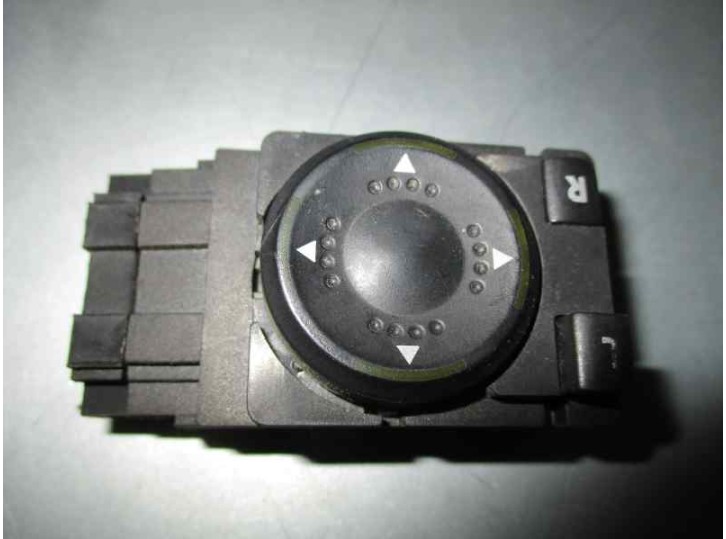 Recambio de mando retrovisor para skoda octavia berlina (1u2) 1.6 cat referencia OEM IAM 1U1959565C 