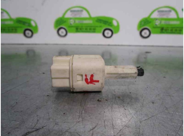 Recambio de interruptor para toyota corolla verso (r1) 2.0 turbodiesel cat referencia OEM IAM T2701T54 T2701T54 