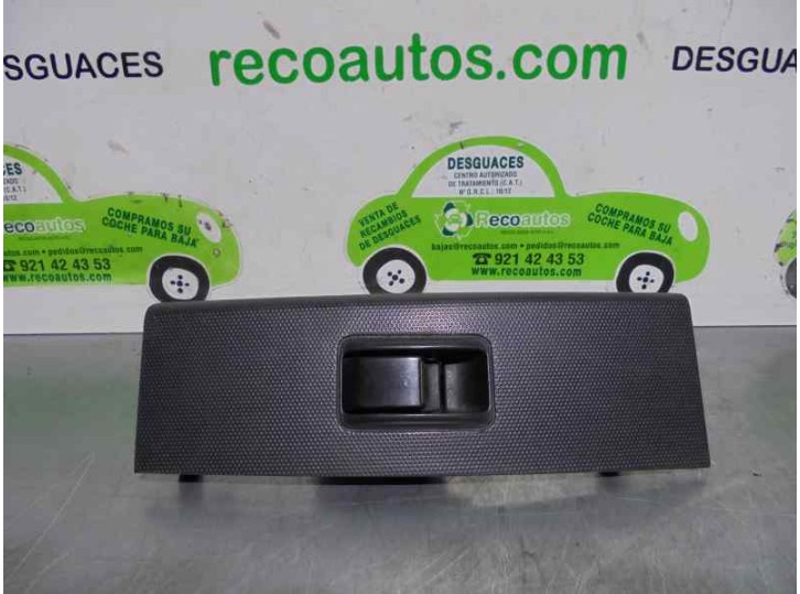 Recambio de mando elevalunas delantero derecho para toyota corolla verso (r1) 2.0 turbodiesel cat referencia OEM IAM 742310F030 