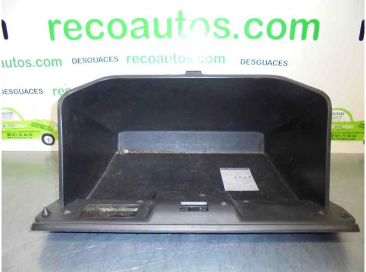 Recambio de guantera para toyota corolla verso (r1) 2.0 turbodiesel cat referencia OEM IAM 555510F010 