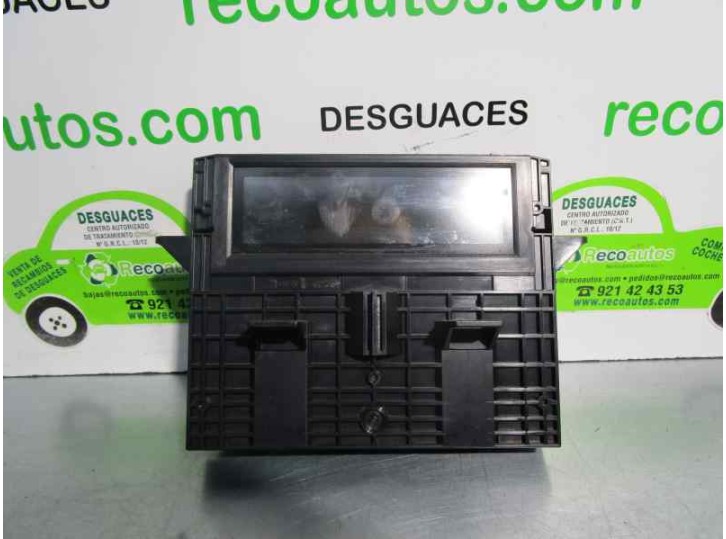 Recambio de pantalla multifuncion para volvo xc60 diesel cat referencia OEM IAM 30772584 M8404100251 