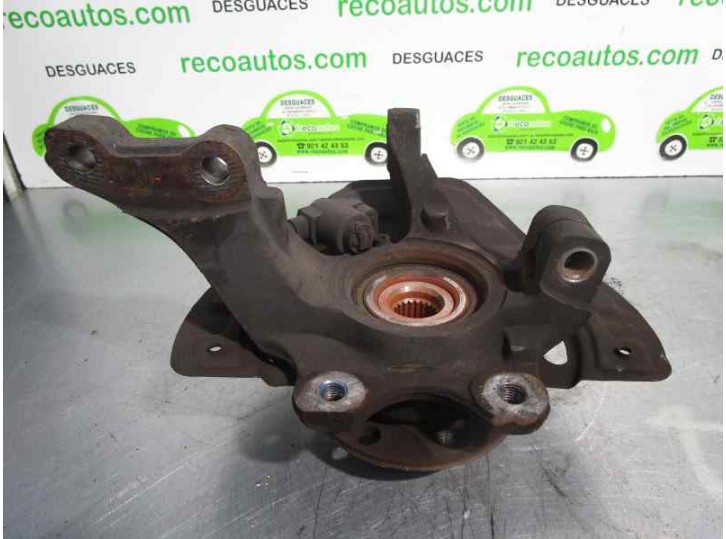 Recambio de mangueta delantera derecha para opel vectra b berlina 1.6 16v referencia OEM IAM 90458578  