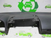 Recambio de salpicadero para toyota corolla verso (r1) 2.0 turbodiesel cat referencia OEM IAM NEGRO PARTE SUPERIOR