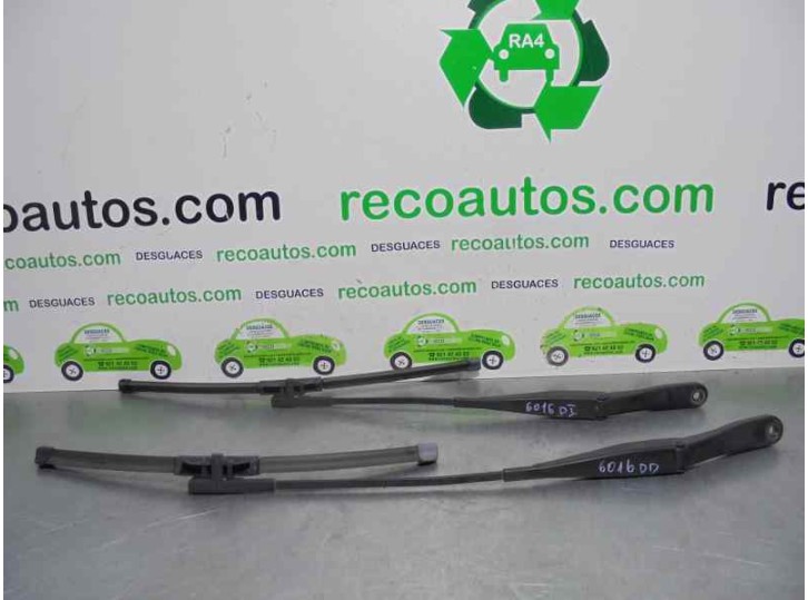 Recambio de brazo limpia delantero derecho para opel astra h ber. 1.7 16v cdti referencia OEM IAM   