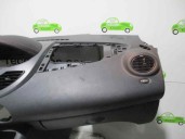 Recambio de salpicadero para renault twingo 1.2 16v referencia OEM IAM  NEGRO 