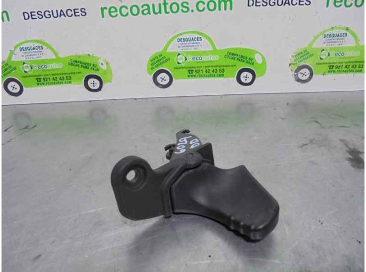 Recambio de maneta exterior delantera derecha para renault twingo 1.2 16v referencia OEM IAM CAJA 3 