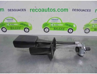 Recambio de enganche cinturon para skoda superb (3u4) 1.9 tdi referencia OEM IAM 3B0857739D 3B0857739D 4 PUERTAS