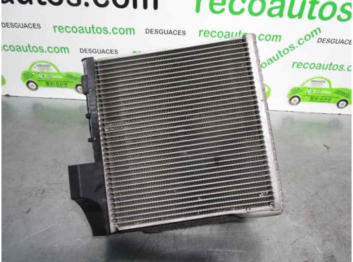 Recambio de evaporador aire acondicionado para volkswagen passat variant (3c5) 2.0 tdi dpf referencia OEM IAM CZ4460102931 DENS
