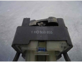 Replacement rear right seatbelt for Volkswagen Passat Variant (3C5) 2.0 TDI DPF OEM IAM reference 3C9857806G 5