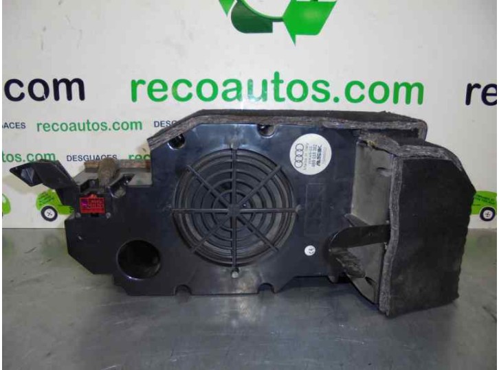 Recambio de sistema audio / radio cd para audi a6 avant (4b5) 2.5 v6 24v tdi referencia OEM IAM 4B9035382 