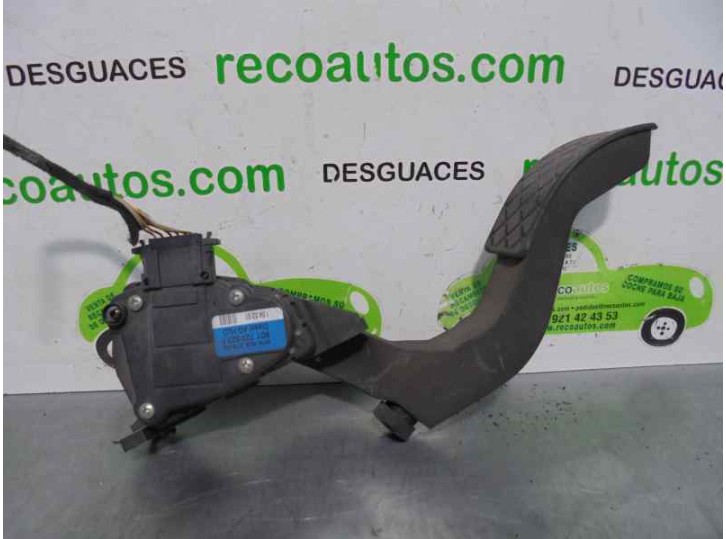 Recambio de potenciometro pedal para audi a6 avant (4b5) 2.5 v6 24v tdi referencia OEM IAM 8D1723523F  