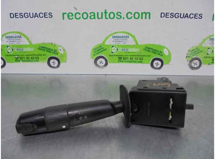 Recambio de mando luces para peugeot 405 berlina 1.9 turbodiesel referencia OEM IAM 61557104  