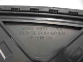 Replacement front moldings for Seat Altea XL (5P5) 2.0 TDI OEM IAM reference 5P0854943E 
