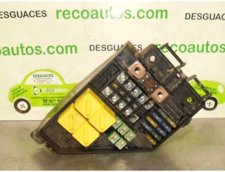 Recambio de caja reles / fusibles para land rover freelander (ln) 1.8 16v cat referencia OEM IAM YQE000260 
