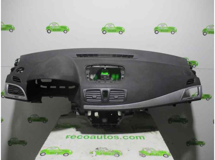 Recambio de salpicadero para renault megane iii coupe dynamique referencia OEM IAM 681000022R NEGRO 