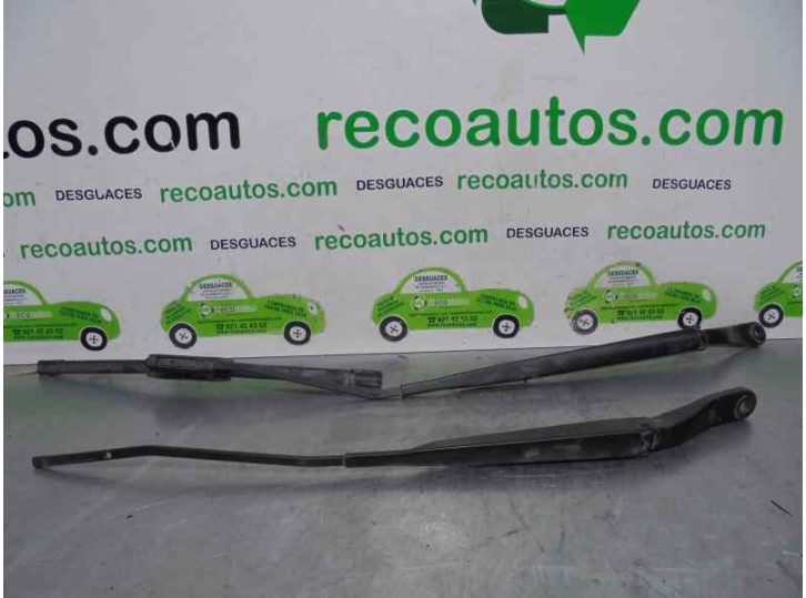 Recambio de brazo limpia delantero derecho para renault megane iii coupe dynamique referencia OEM IAM 288866482R  
