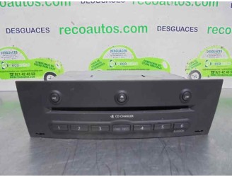 Recambio de sistema audio / radio cd para renault megane ii classic berlina 2.0 referencia OEM IAM 8200485082  